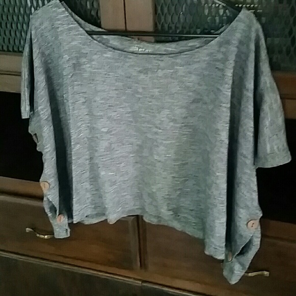 ELEMENT Gray Blend Draping Crop Top - Picture 3 of 8